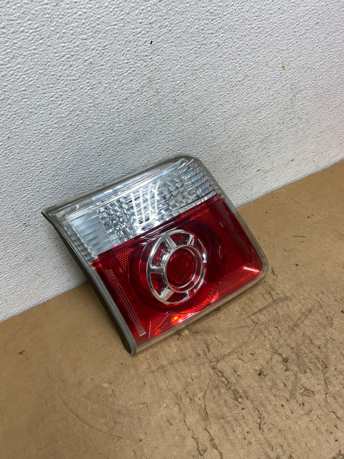 2007 to 2012 GMC Acadia Left Driver Lh Side Tail Light Inner AD0457 LK2