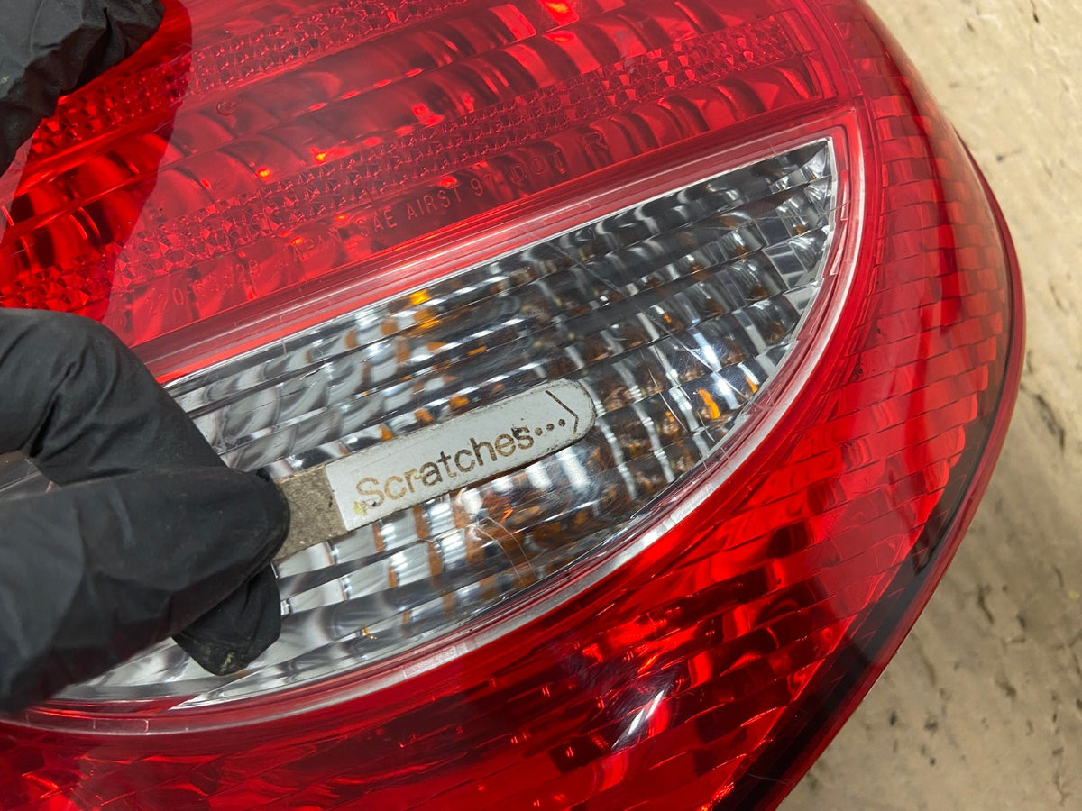 2000 to 2001 Nissan Maxima Right Passenger Rh Side Tail Light AH2968 LK4