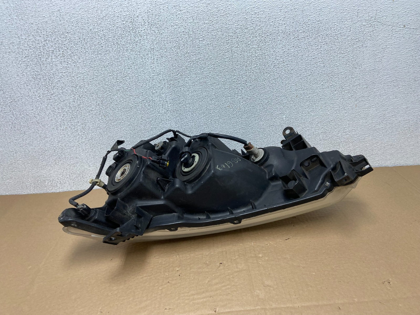 2012 to 2017 Nissan Quest Right Passenger RH Headlight Halogen AB6103 DW5