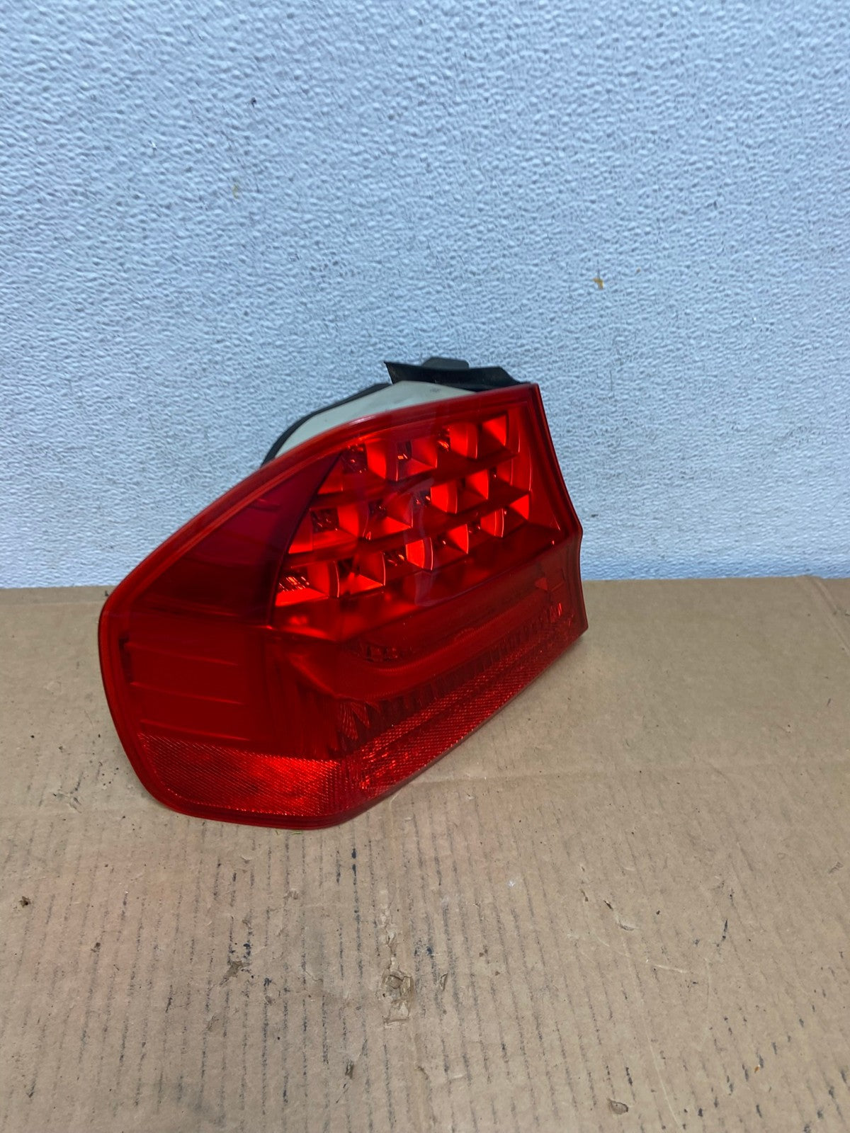 2009 2010 BMW 323i 325i 328i 335i 3 Series Left Driver Tail Light AD0812 LK2