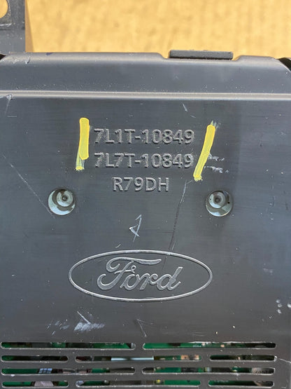 2007 2008 Ford Expedition Speedometer Cluster Gauge 7L1T-10849 AD4831 DG5