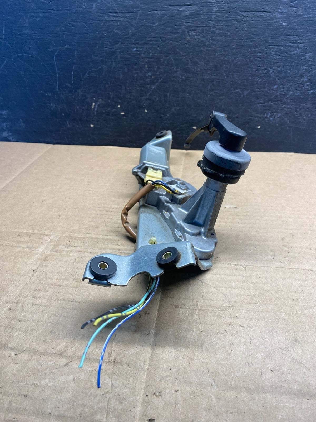 2000 to 2004 Subaru Outback Rear Windshield Washer Wiper Motor ae8266 DG2