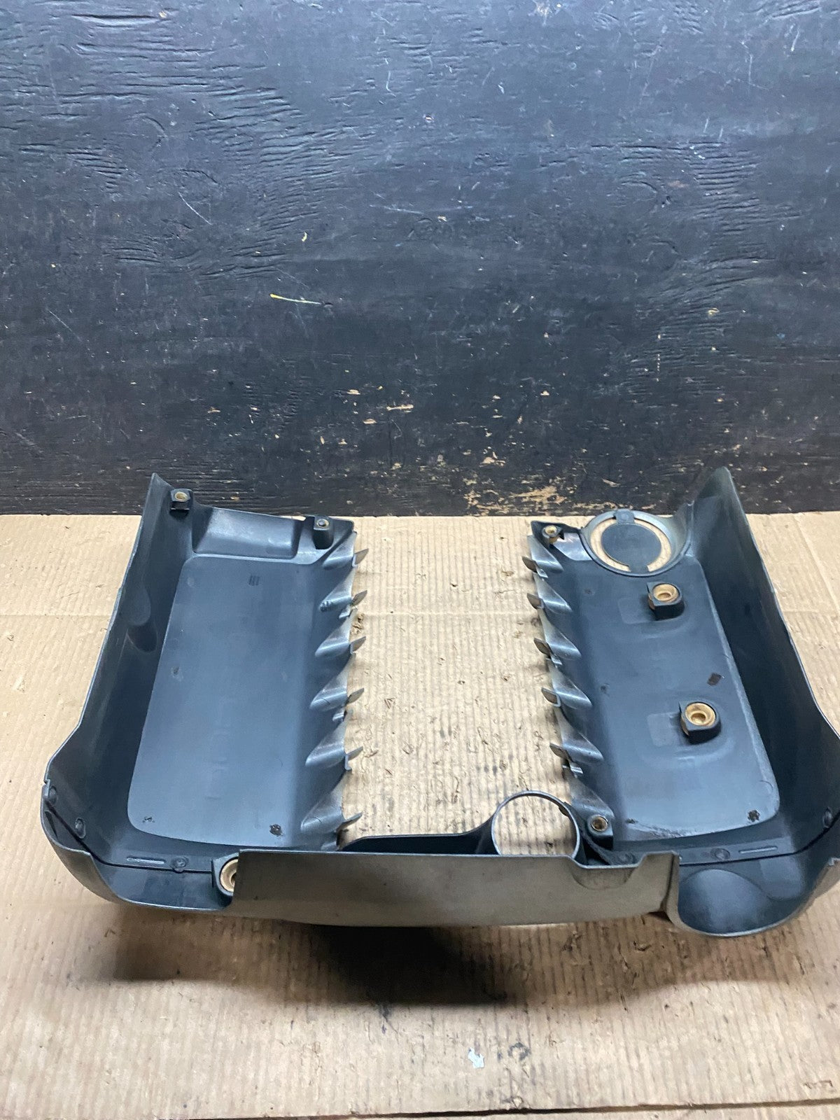 2004 to 2006 Porsche Cayenne 3.2L V6 Engine Motor Cover T9551 DG5