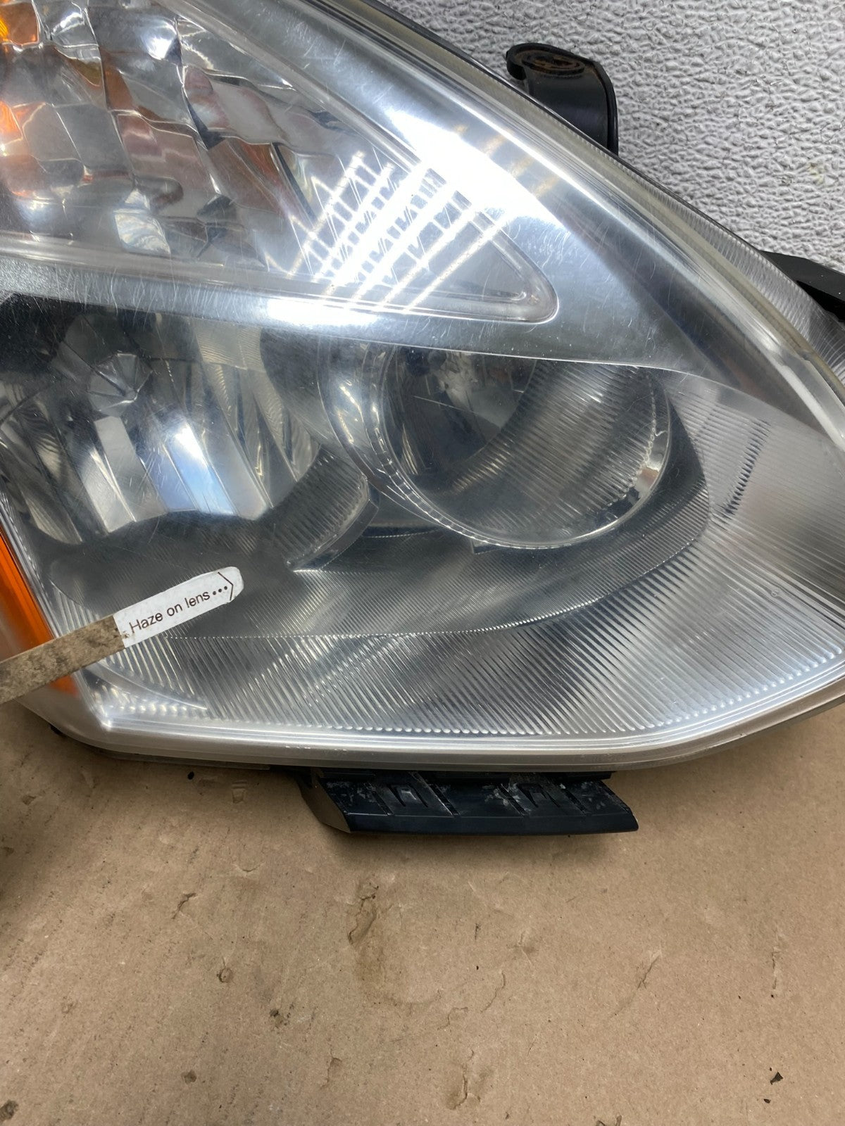 2009-2013 Nissan Rogue Right Passenger Halogen Headlight AG6694 DW5