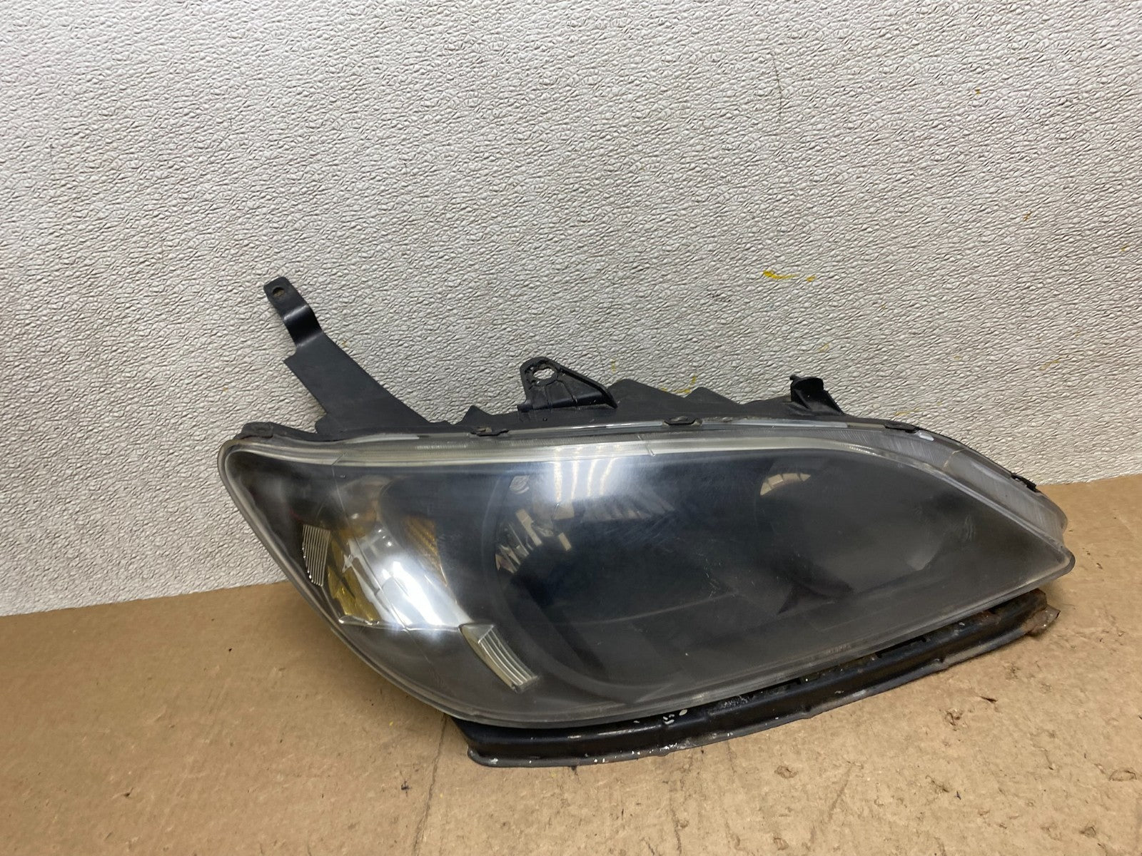 2004 2005 Honda Civic Sedan Headlight Halogen Right Passenger Rh W9361 DW0