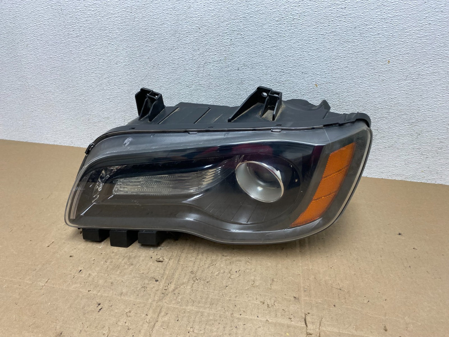 2011 to 2014 Chrysler 300 Left Driver LH Halogen Headlight AE6497 DW0