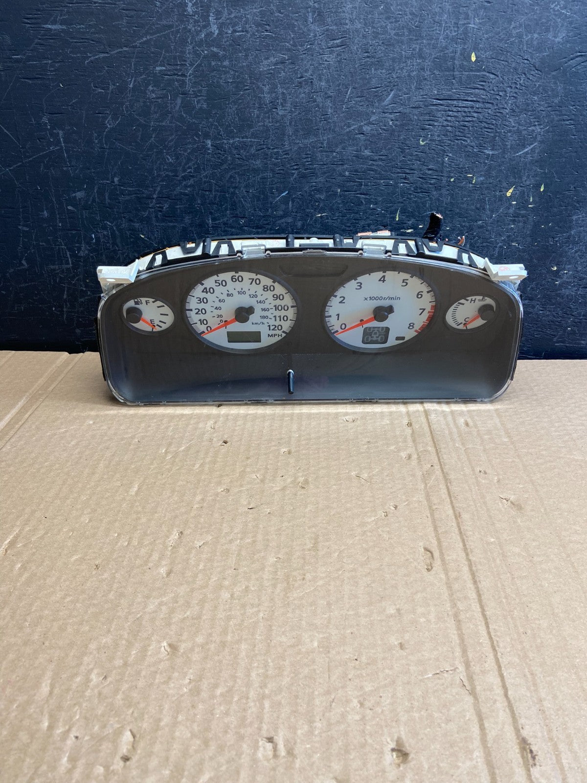 2001 to 2003 Nissan Pathfinder Speedometer Cluster Gauge AF61540