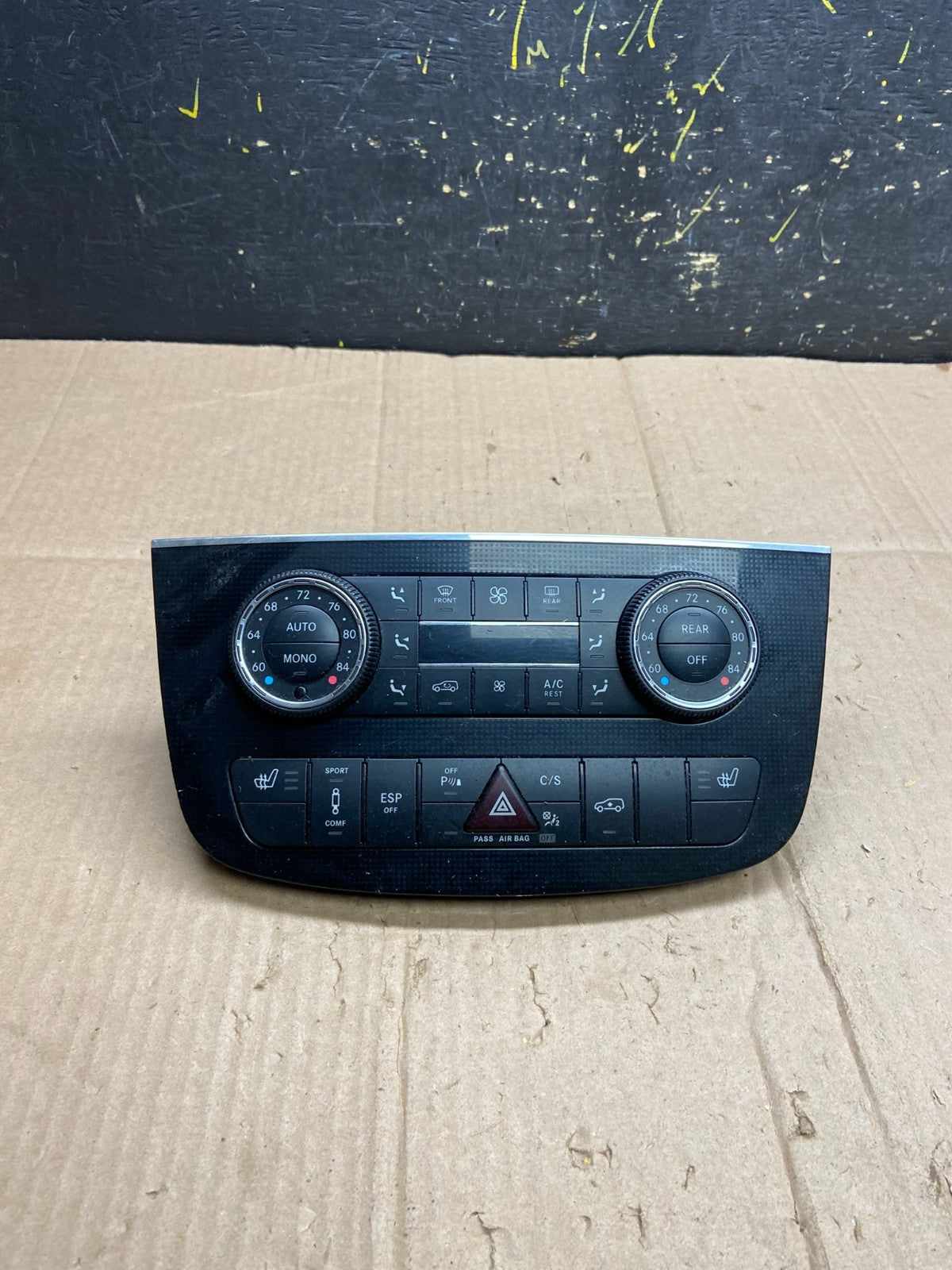 2006 to 2008 Mercedes W251 R350 AC Temp Heater Climate Control OEM AA4845 DG0