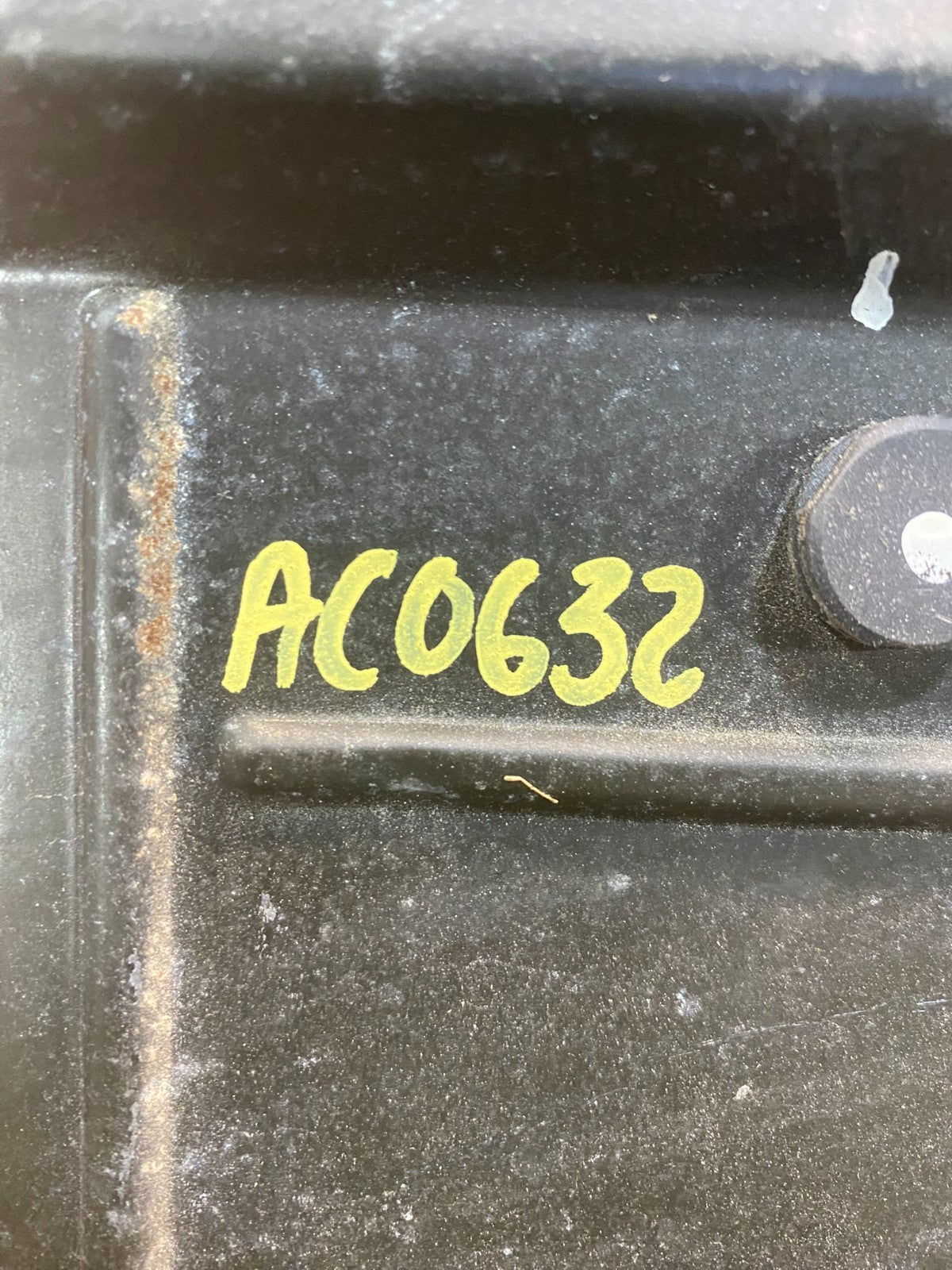2005 Nissan Titan Ecm Ecu Engine Control Computer  MEC83-670 B1 AC0632 DG3