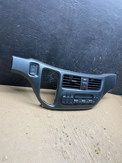 2005 to 2010 Honda Odyssey Radio Climate Control Dash Trim Bezel T1550 DG2