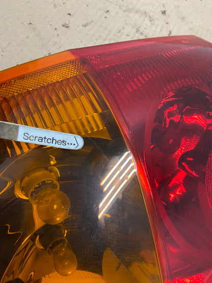 2004 to 2006 Chrysler Pacifica Right Passenger Rh Side Tail Light AF3292 LK3