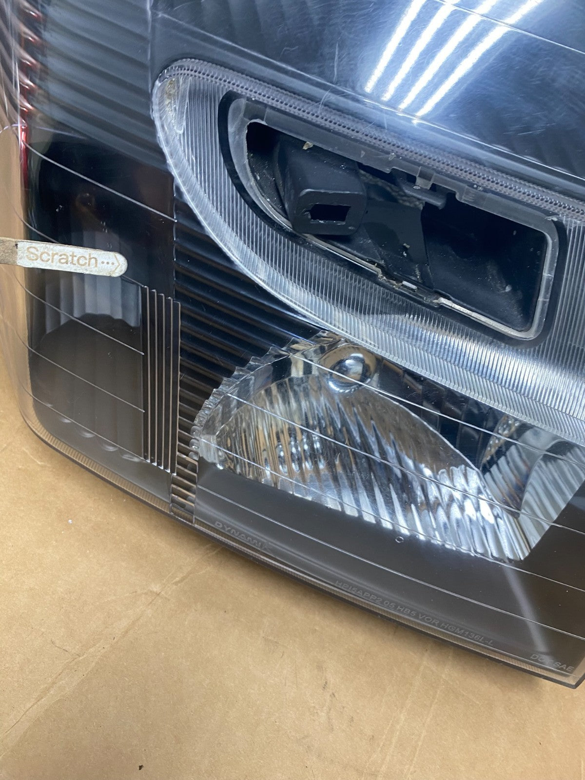 2005 to 2009 Chevrolet Equinox Left+Right Set Halogen Headlights T1148 DW4