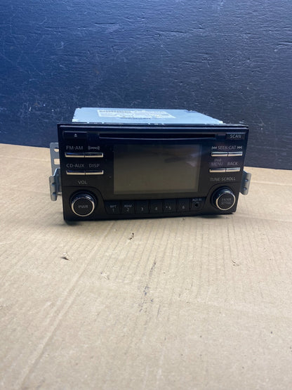 2013 to 2014 Nissan Quest AM FM Radio Stereo CD Player Receiver AD1545 DG0