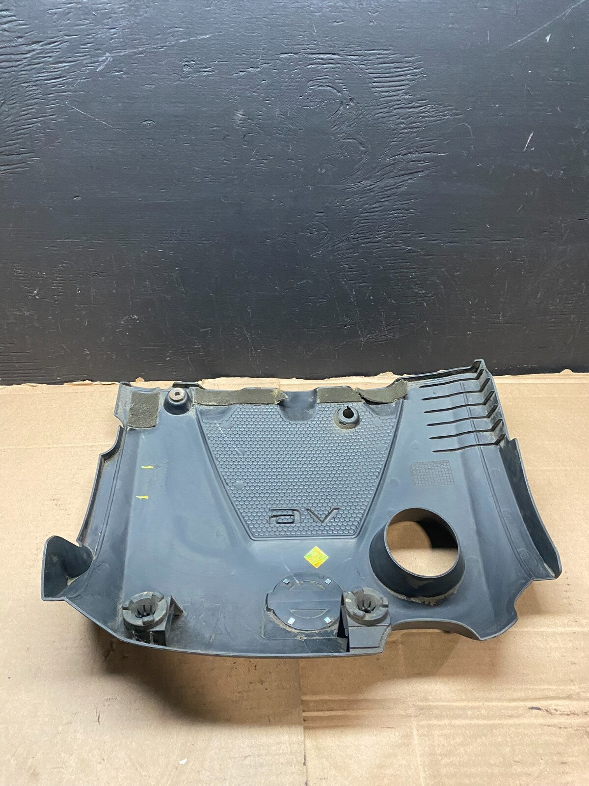 2009 to 2014 Nissan Maxima 3.5L Engine Cover E3621 PS4