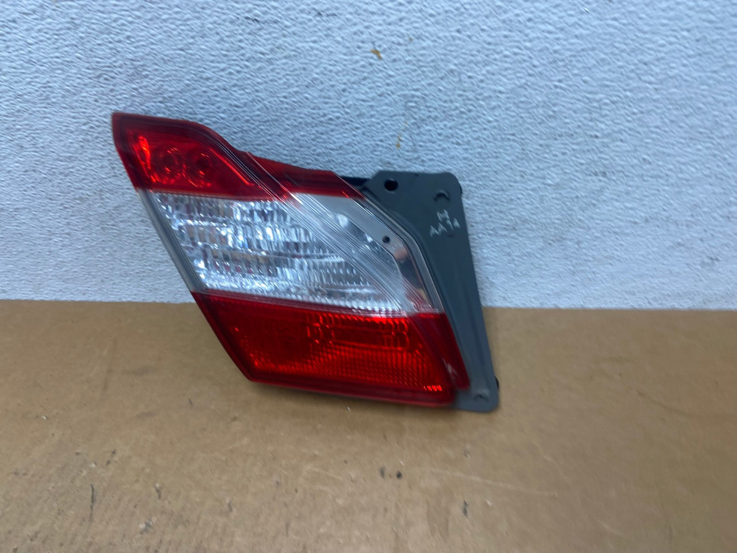 2011 2012 2013 Infiniti M37 M56 Left Driver LH Inner Tail Light AE0432 LK1