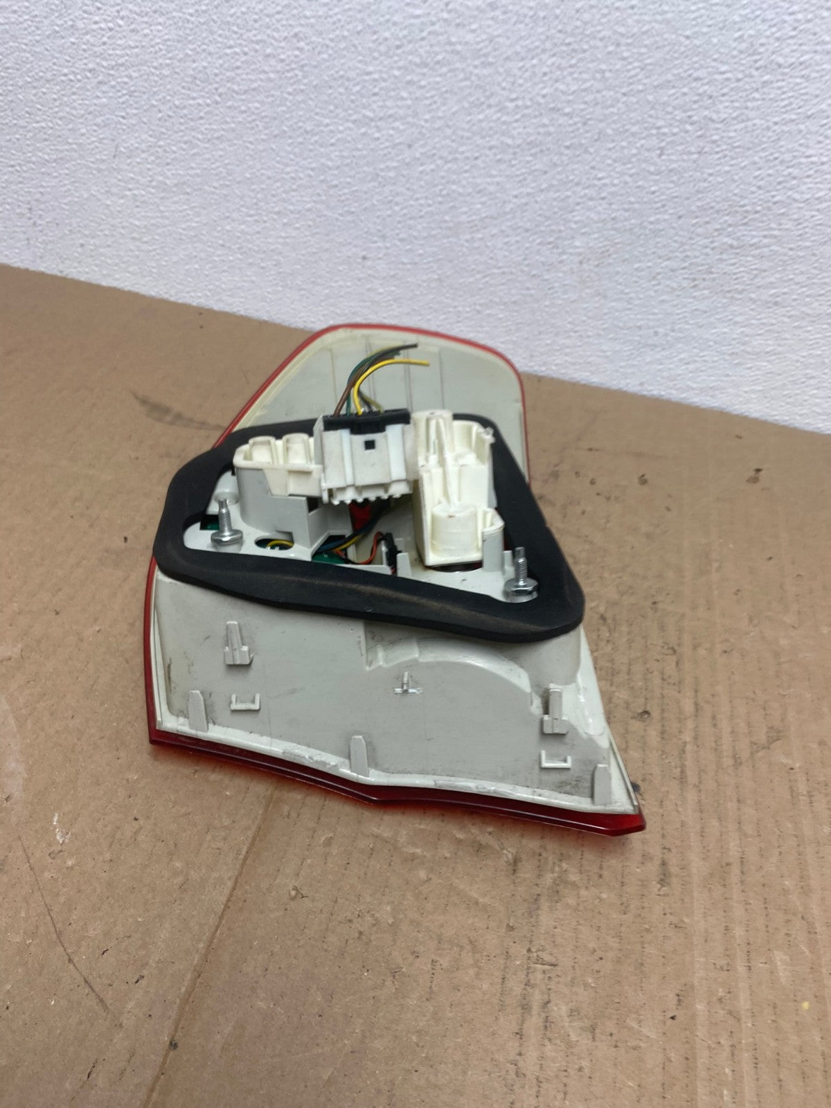 2009 2010 BMW 323i 325i 328i 335i 3 Series Left Driver Tail Light OEM AB8174 LK6
