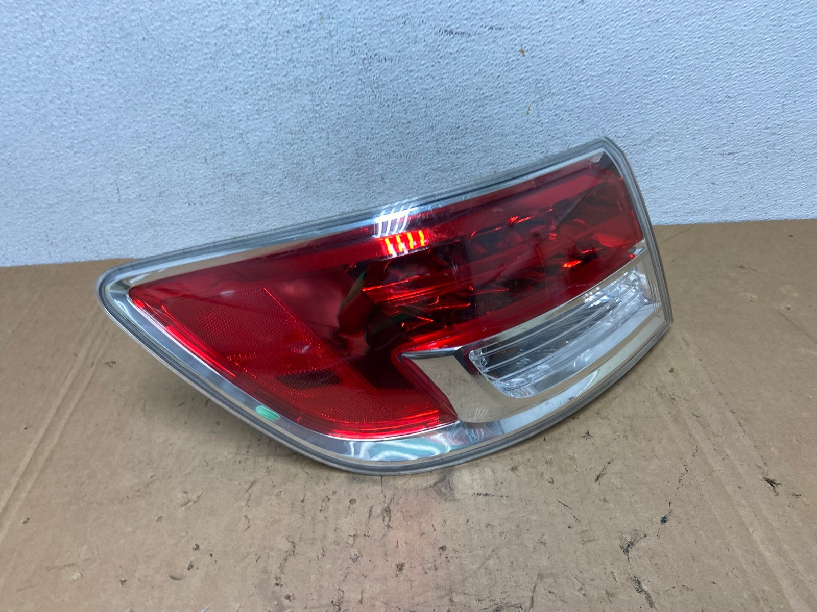 2007 - 2009 Mazda CX-9 Tail Light Left Driver LH Side AD3041 LK2