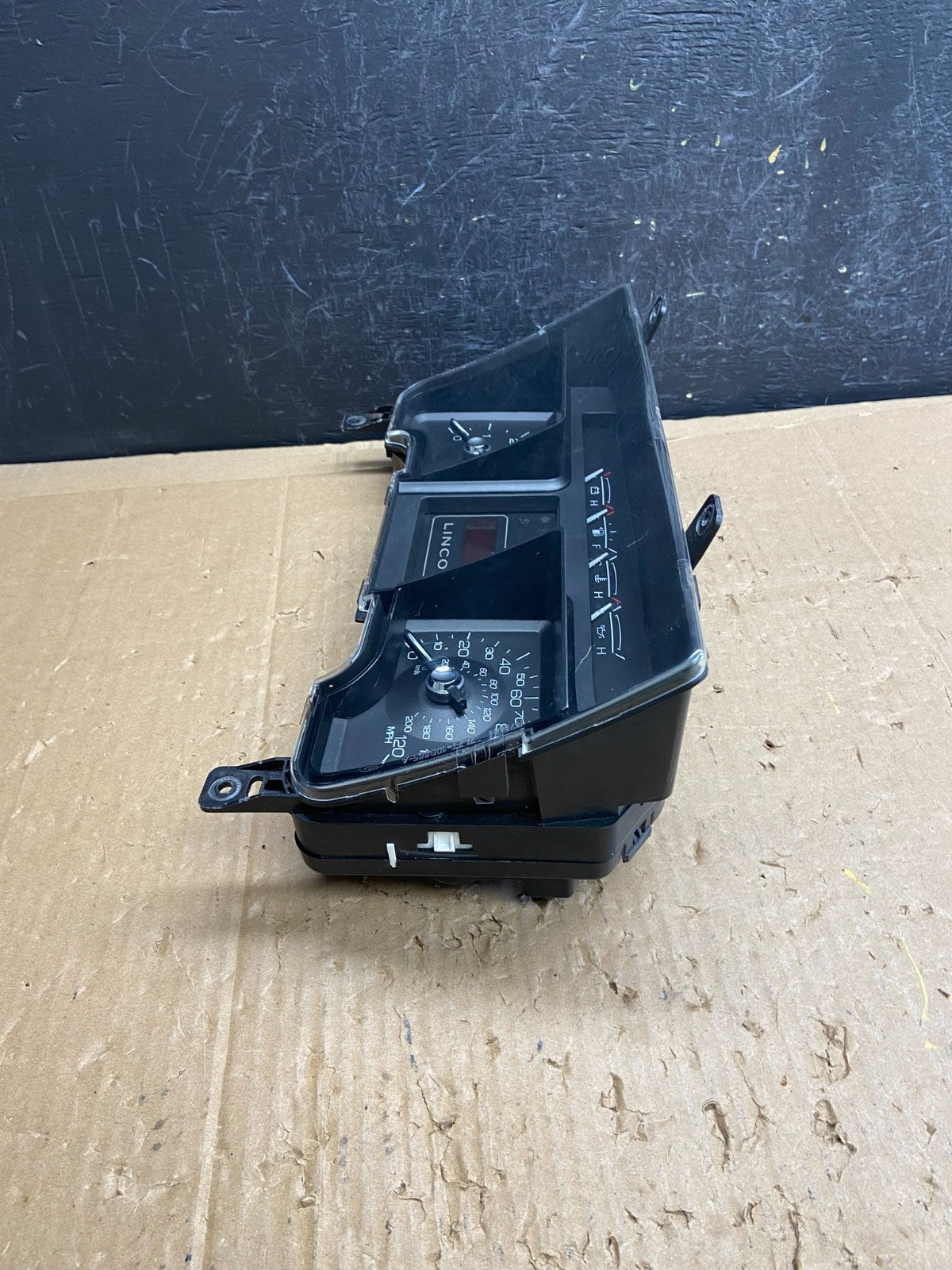 2007 2008 Ford Expedition Speedometer Cluster Gauge 7l1t-10849 ad6905 DG3