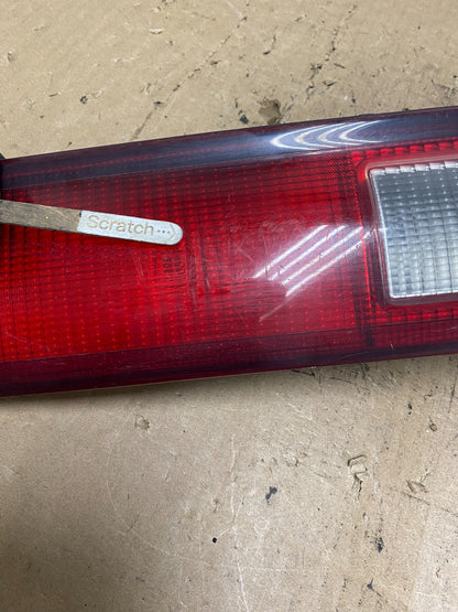 1997 1998 1999 Toyota Camry Tail Light Inner Left Driver LH Inner Oem S1084 DW3