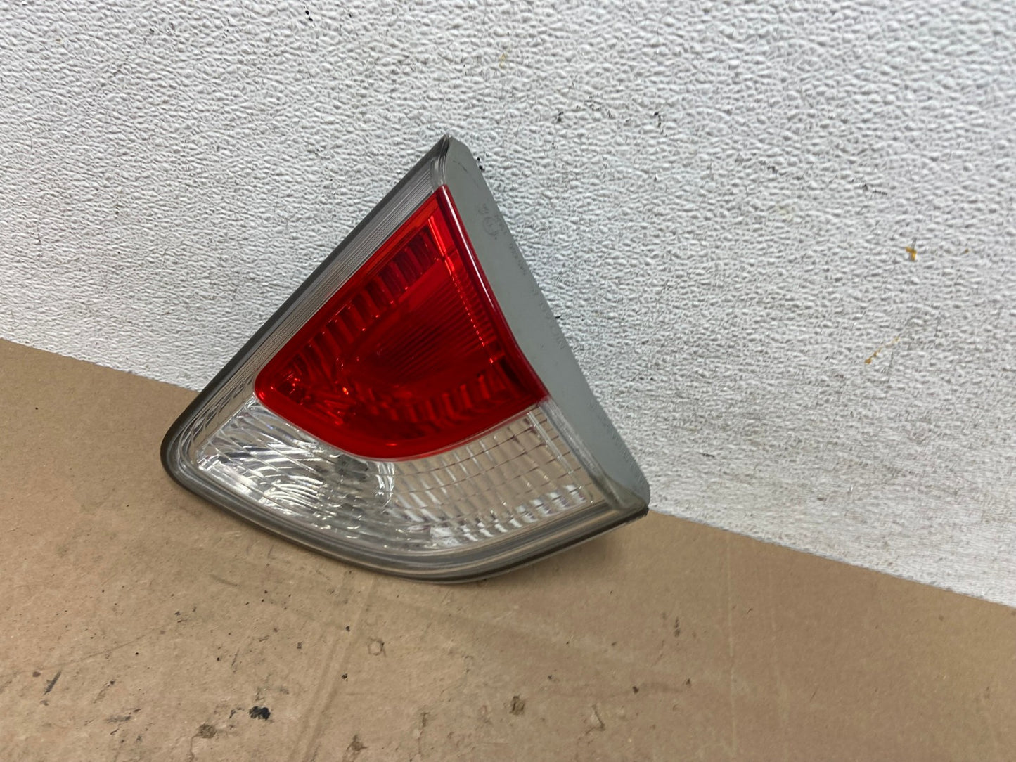 2013 to 2016 Nissan Pathfinder Right Passenger Inner Tail light AE6560 LK1