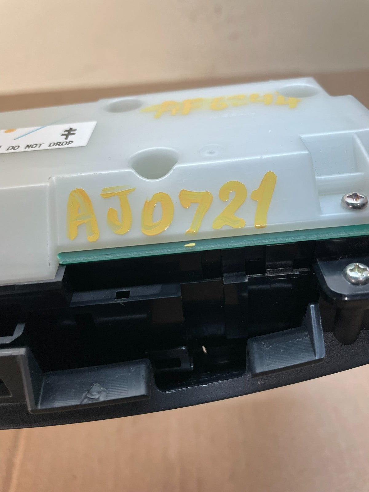 2014 to 2017 Infiniti QX50 Radio Player Climate Control Panel Bezel aj0721 DG8