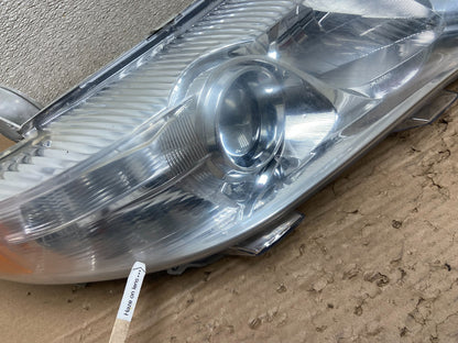 2010 - 2011 Toyota Camry Right Passenger RH Halogen Headlight AB1716 DW4