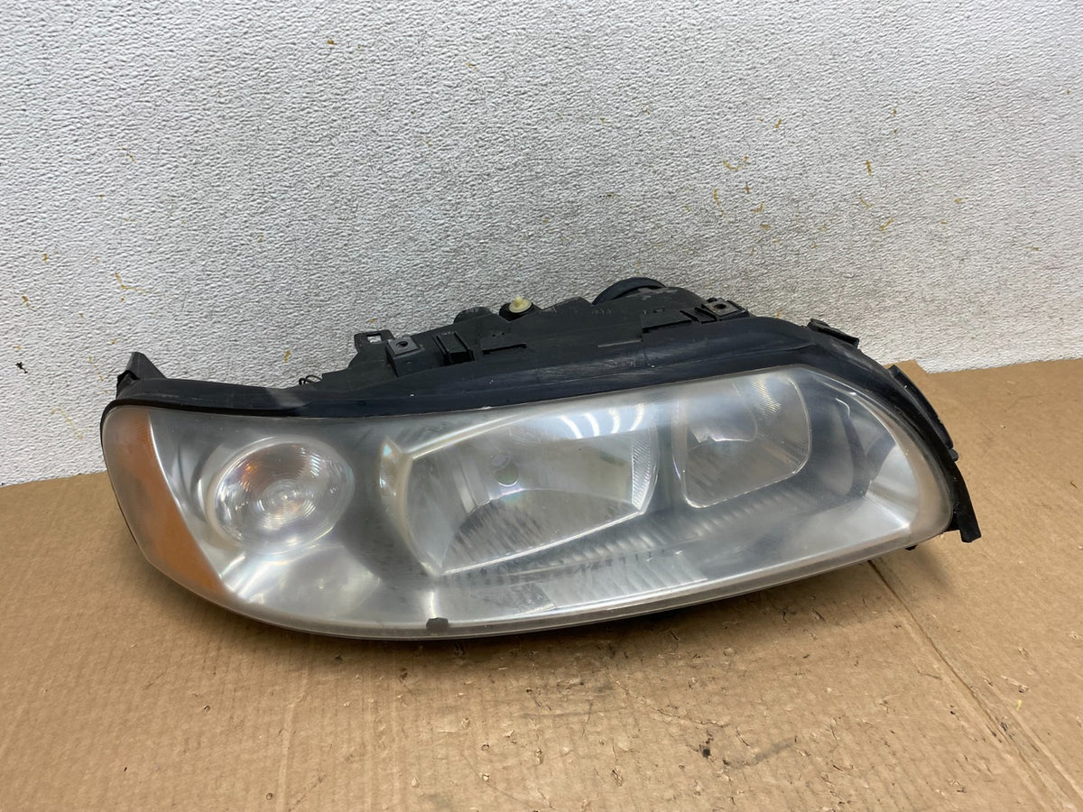 2005-2009 Volvo S60 Right Passenger RH Side Headlight AI5447 DW0