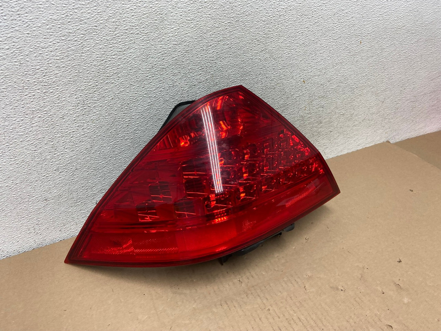2006 - 2007 Honda Accord Left Driver Lh Side Tail light AG6646 LK2