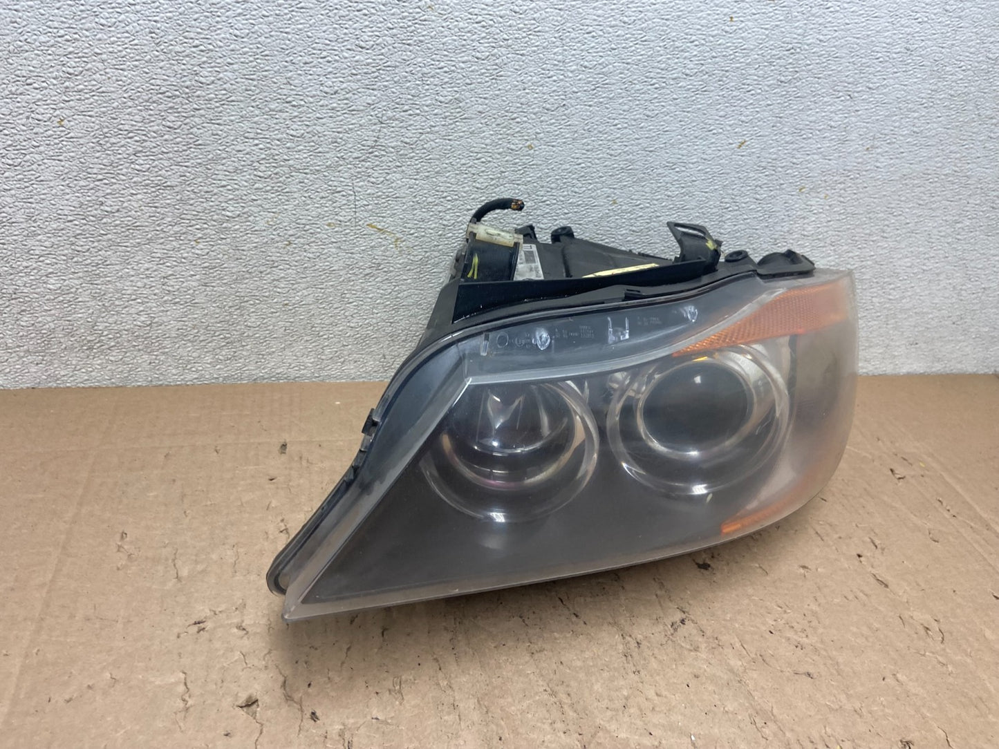 2006 to 2008 BMW 3 Series Left Driver LH AFS Xenon HID OEM Headlight R3178 DW2