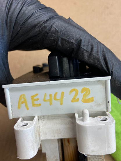 2001-2004 Nissan Xterra Heater A/C Climate Temperature Control AE4422 DG6