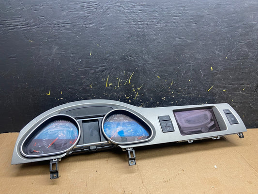 2007 - 2009 Audi Q7  Speedometer Cluster Gauge Screen Radio Bezel Trim  Z4274 DG0