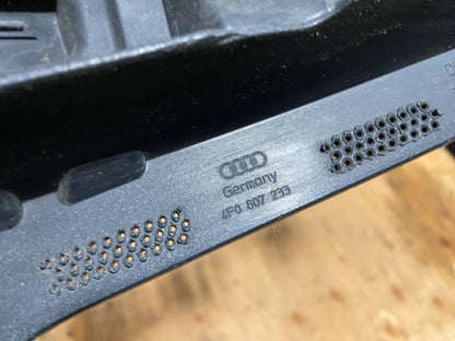 2009 2010 2011 Audi A6 Front Bumper Grille Bracket Retainer O16487