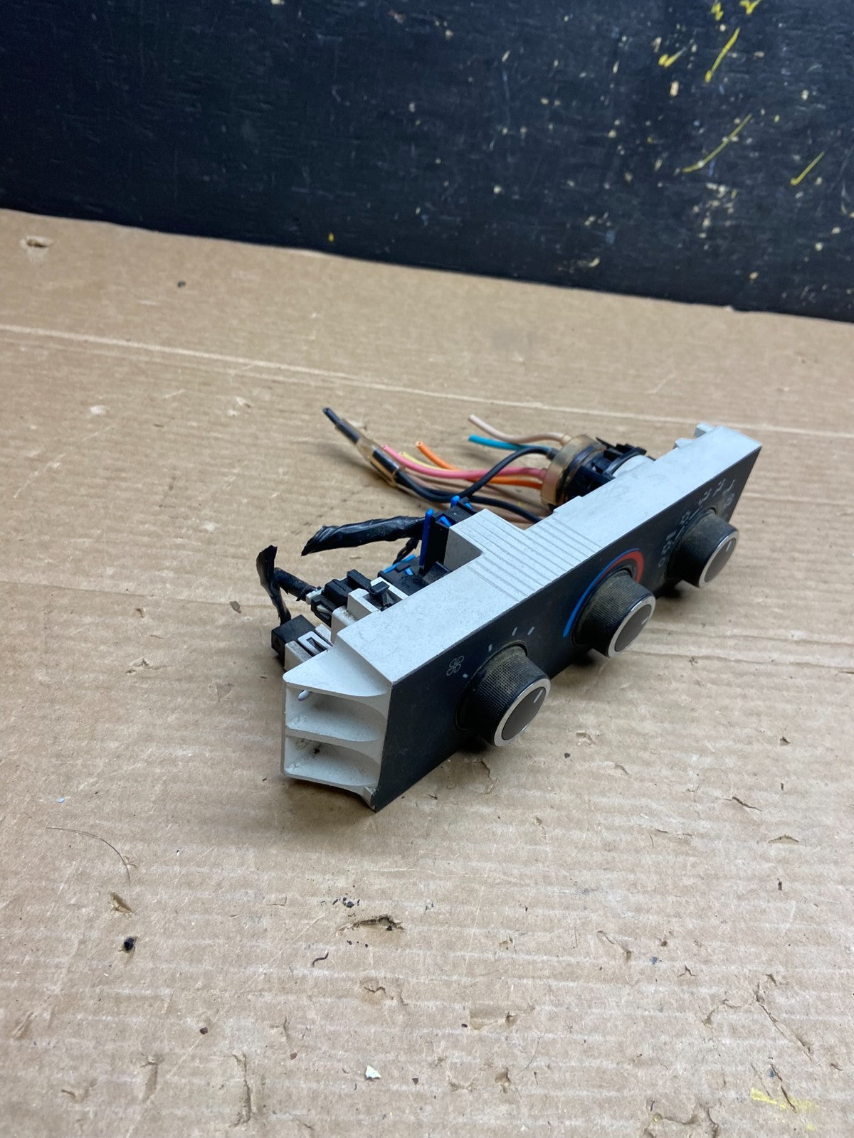2008-2010 Chevrolet Express 1500 2500 3500 Climate Control Panel W0318 DG1