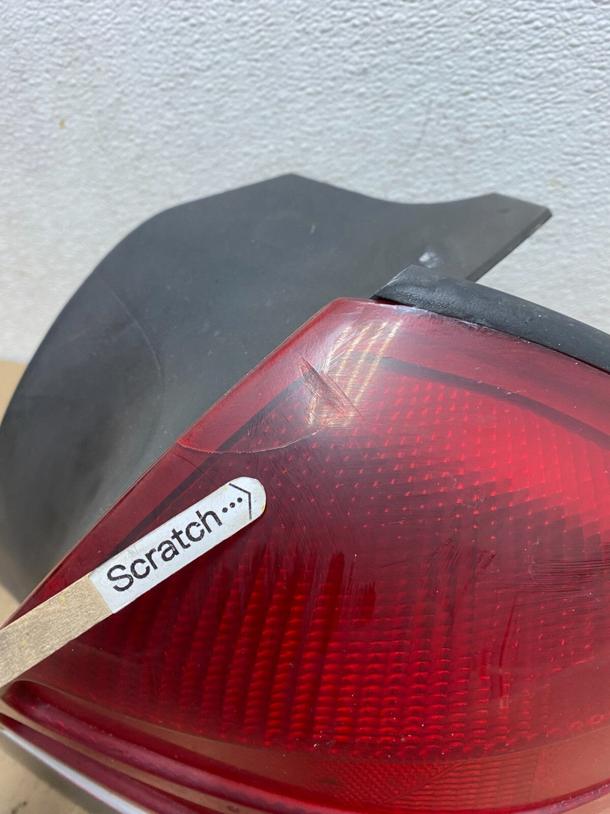 1998-2003 Ford Crown Victoria Right Passenger Rh Side Tail Light Oem I2182 DW5