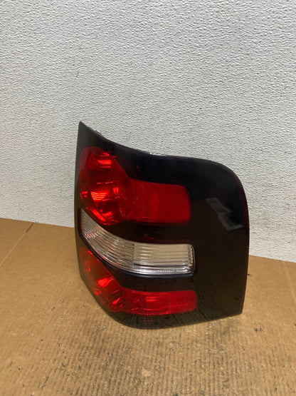 2006 to 2010 Ford Explorer Right Passenger Side Tail light AE2636 LK0