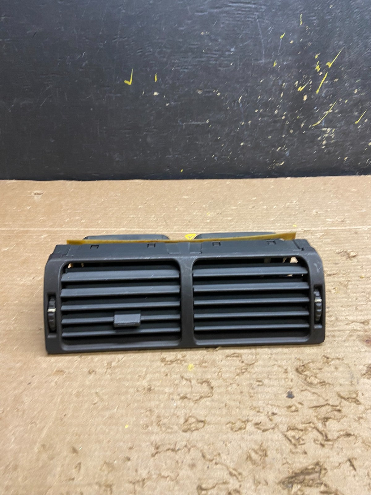 1995 - 2002 Range Rover Front Upper Center Dashboard Heater AC Air Vent w3275 DG0