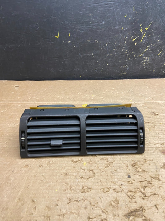 1995 - 2002 Range Rover Front Upper Center Dashboard Heater AC Air Vent w3275 DG0