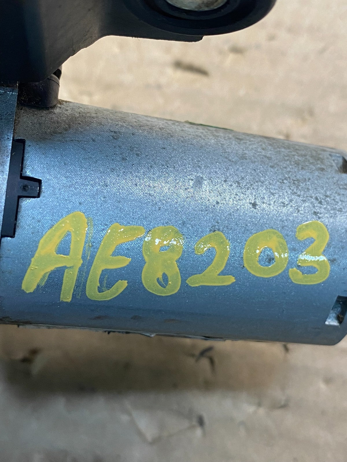 2013-2016 Nissan Pathfinder Back Door Rear Wiper Motor Wiper Blade AE8203 DG7
