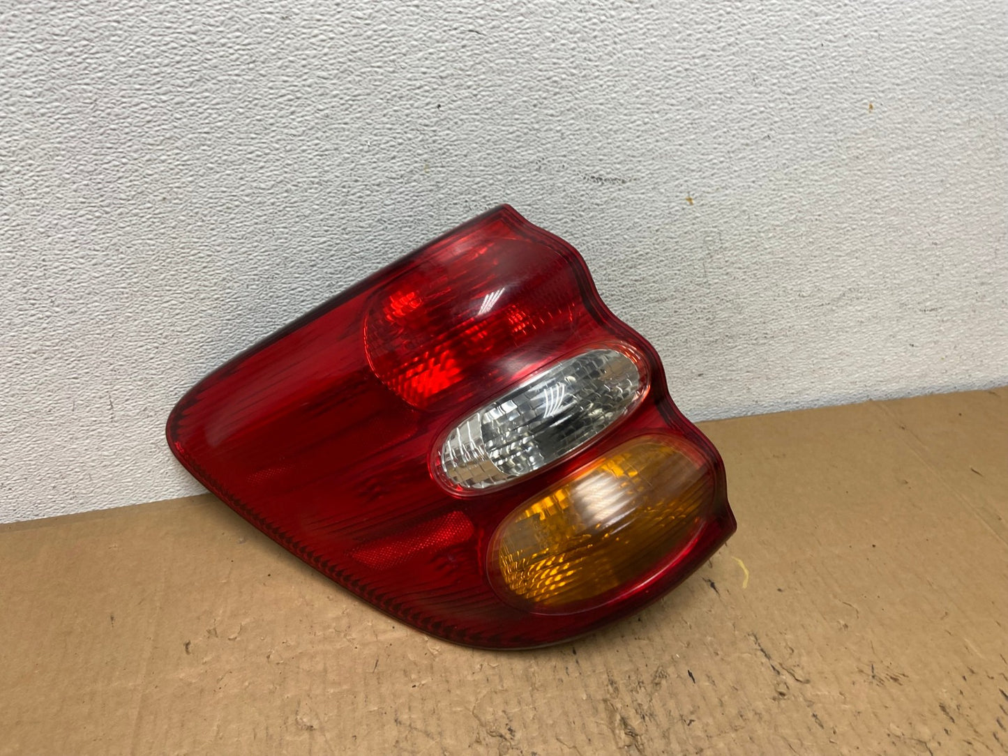 2001 to 2004 Toyota Sequoia Left Driver Lh Side Tail Light AD1131 LK0