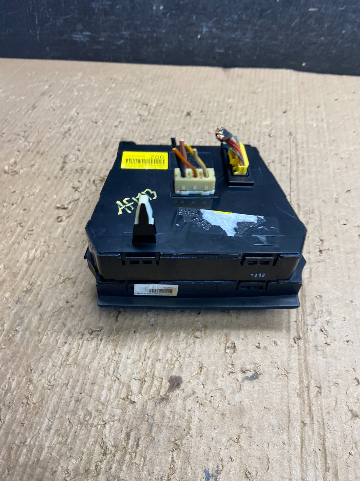 2011 - 2013 Hyundai Elantra Center Heater A/C AC Climate Control Panel AF1713 DG4