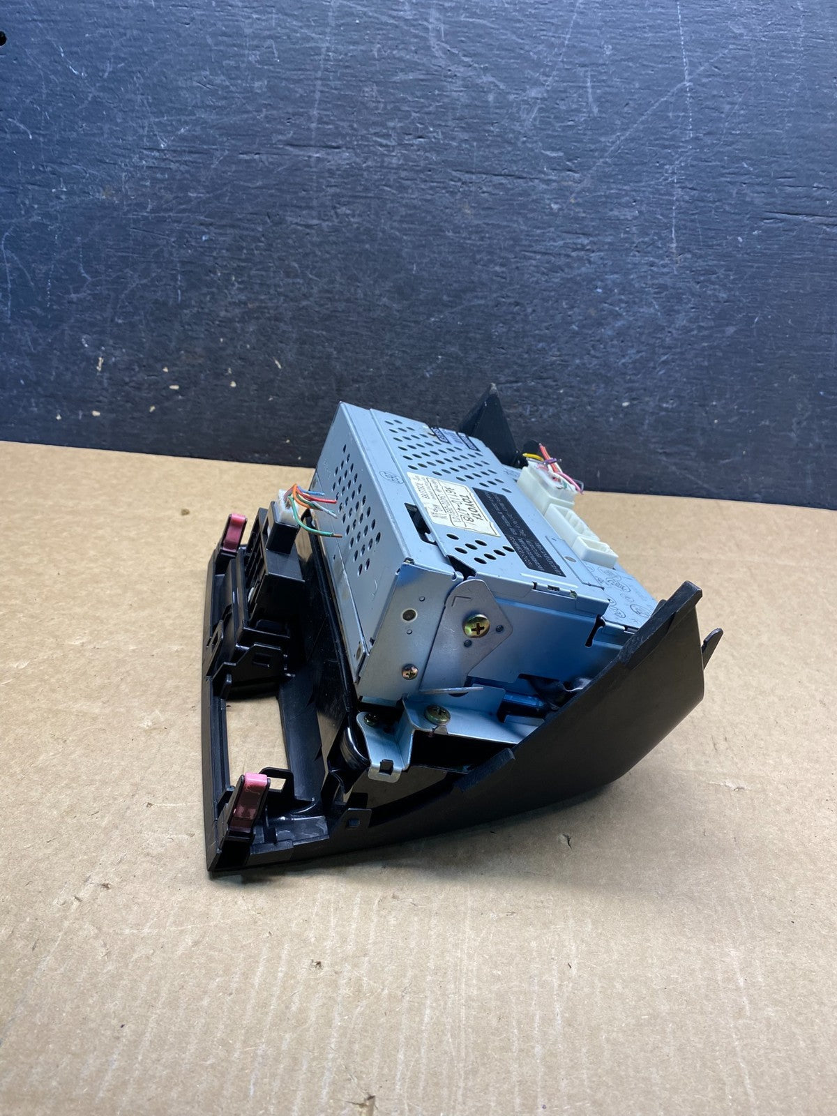 2006 to 2009 Toyota Prius Radio Stereo Receiver Screen Display AH1883 DG2