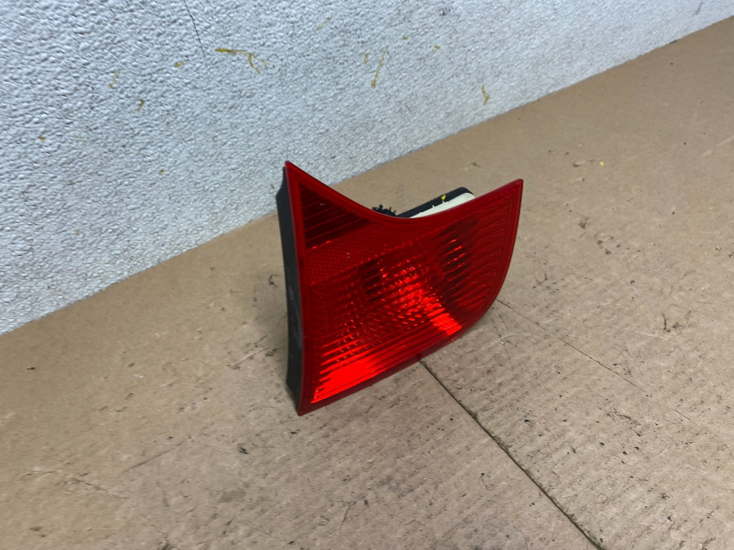 2004 - 2008 Audi A4 Sedan Right Passenger RH Side Inner Tail Light OEM P2670 DW2