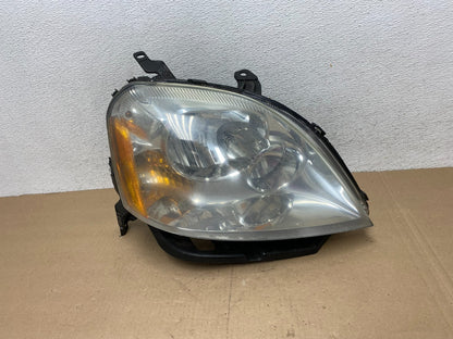2005 to 2007 Ford Five Hundred Halogen Right Passenger Side Headlight AG4540 DW0