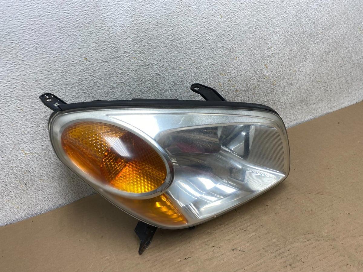 2004 2005 Toyota Rav4 Right Passenger RH Side Headlight Halogen AH9429 DW2