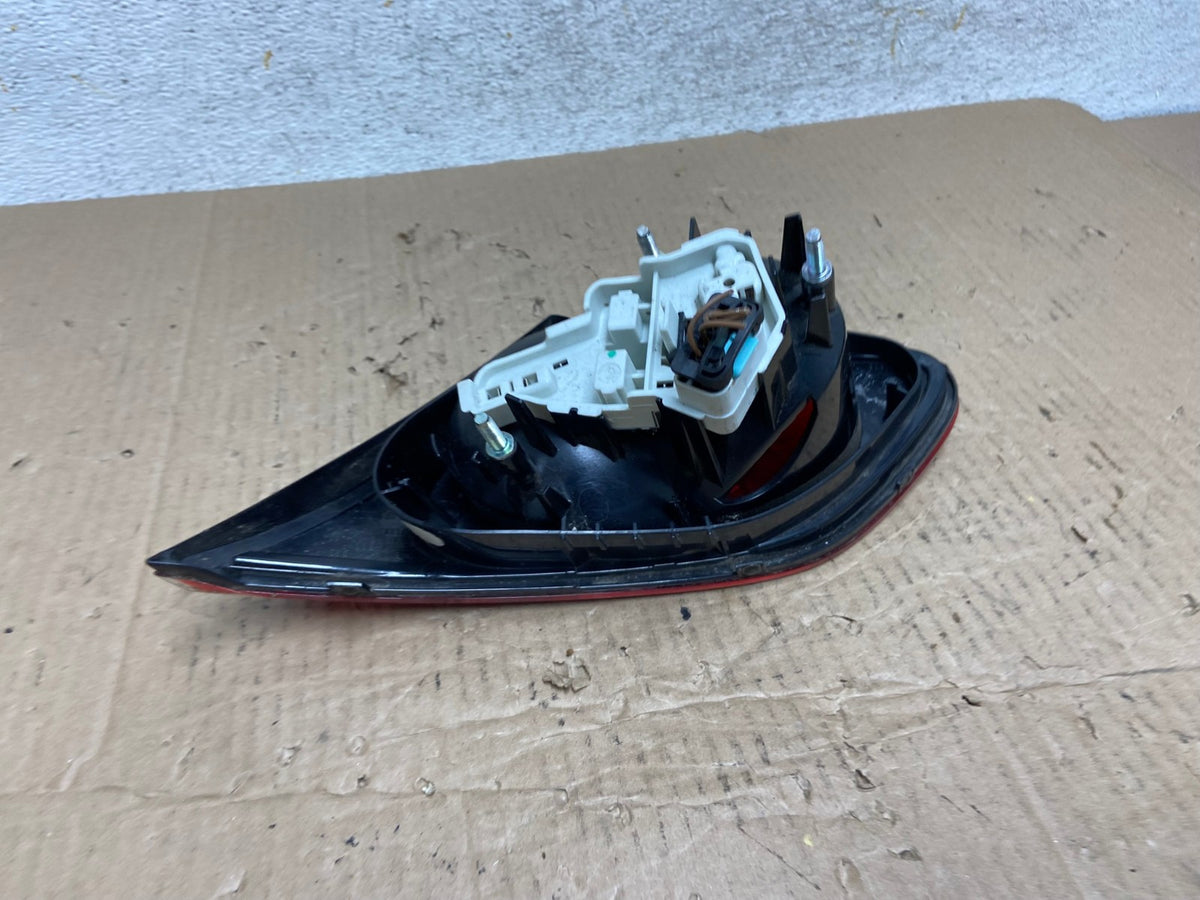 2009-2012 Volkswagen CC Left Driver LH Side Tail Light Inner Trunk AI1330 LK4