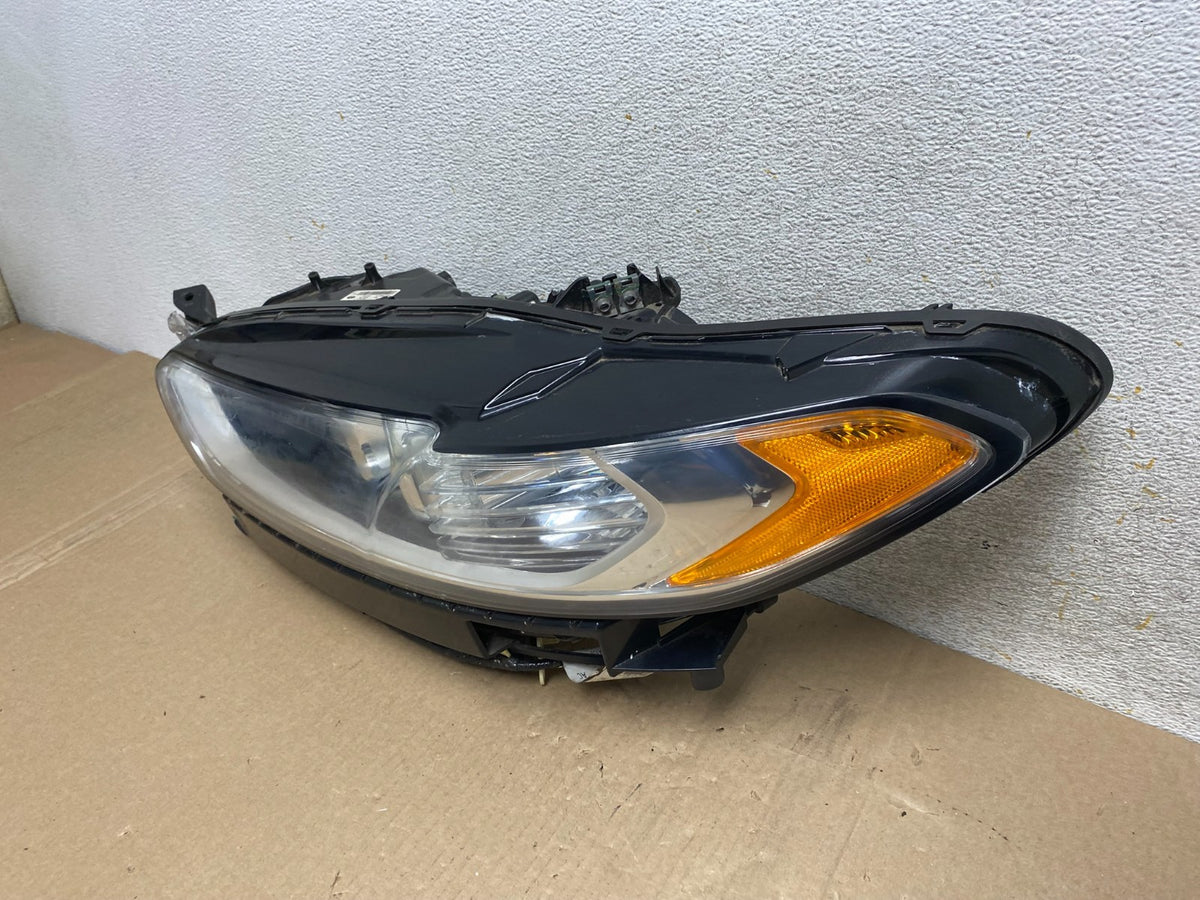2013 to 2016 Ford Fusion Left Driver Lh Side Headlight AJ2008 DW1