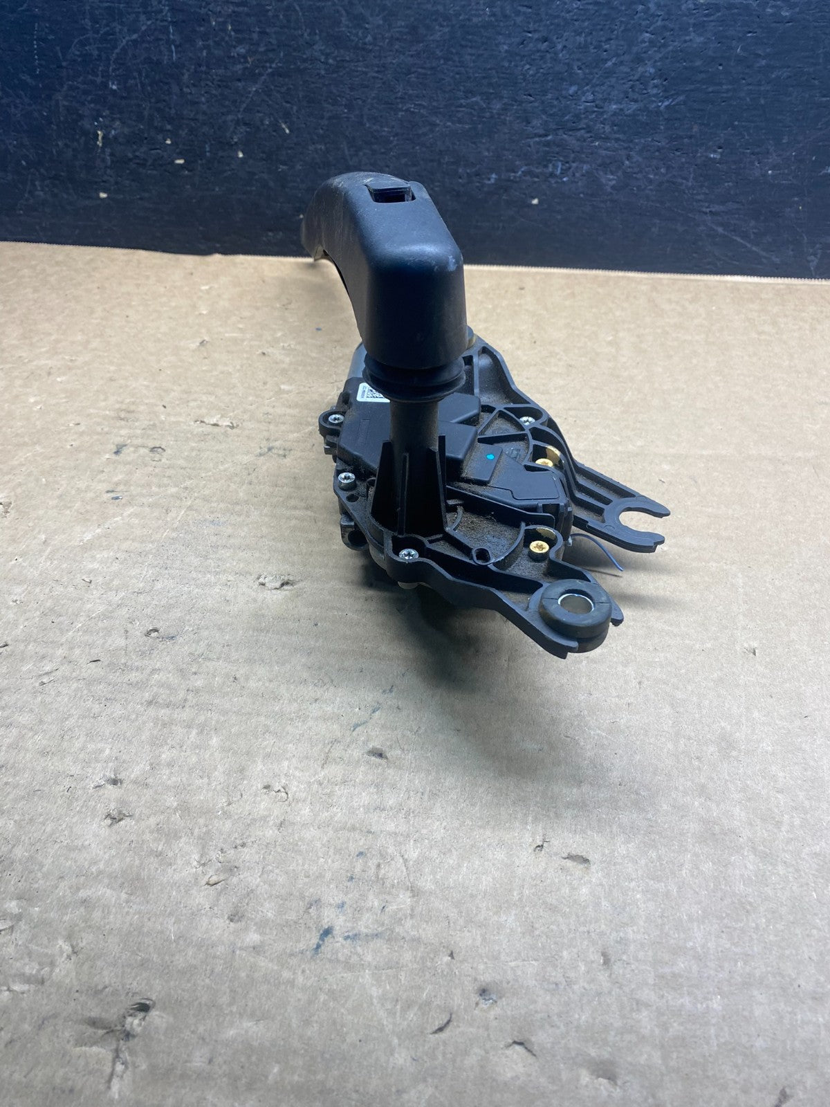 2020 to 2023 Ford Explorer Rear Windshield Wiper Motor af6633 DG4
