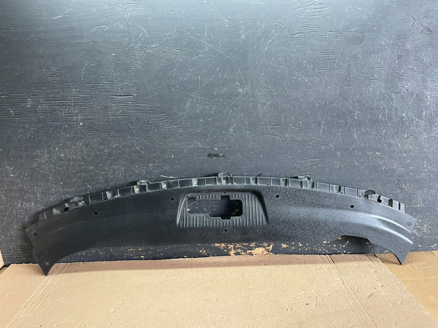 2015-2017 Hyundai Sonata Front Bumper Radiator Core Cover Grille Oem AA1952 DG0