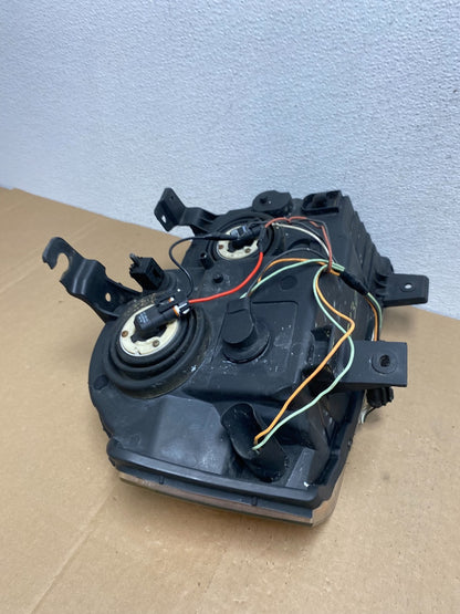 2008-2010 Jeep Grand Cherokee Left LH Driver Side Halogen Headlight AC5630 DW7