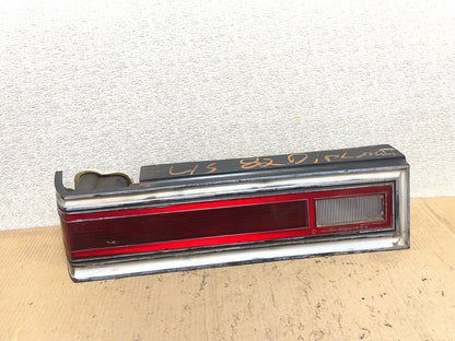 1984 Chrysler Diplomat Left Driver LH Tail Light Oem aa8571 DG0